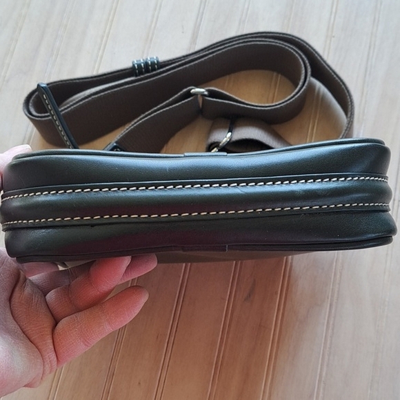 Dooney & Bourke Florentine Toscana Camera Bag Rich Dark Green Leather Crossbody - Picture 10 of 16